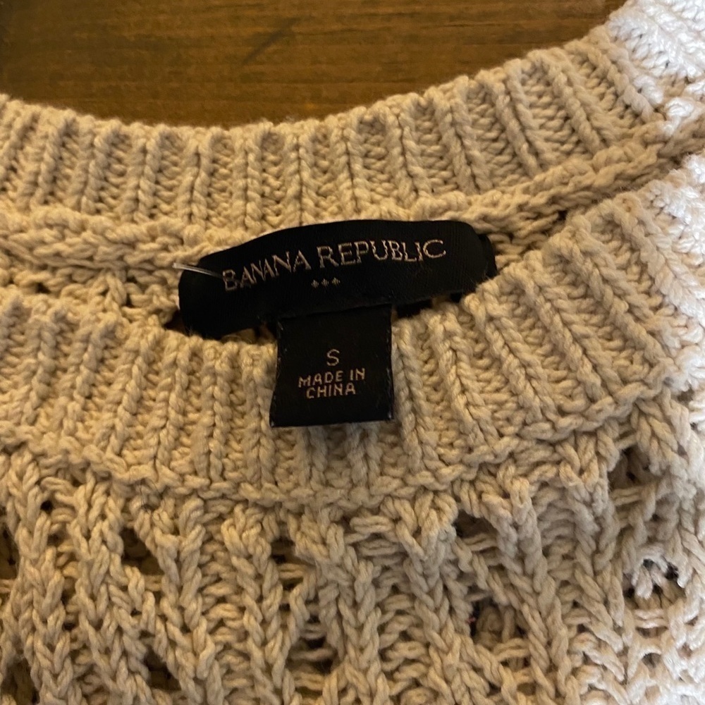 Banana Republic crochet top - Picture 3 of 3